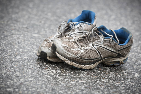 Is It Time for a New Pair? 5 Signs You Need to Replace Your Running Shoes