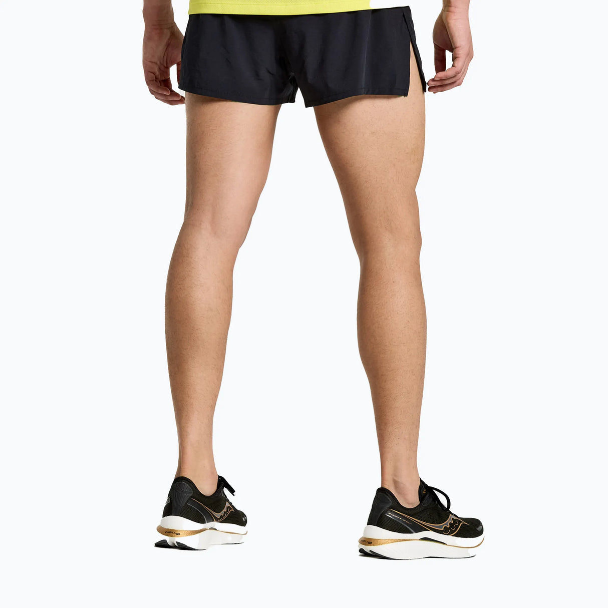 Outpace 2.5" Split Short (Men)