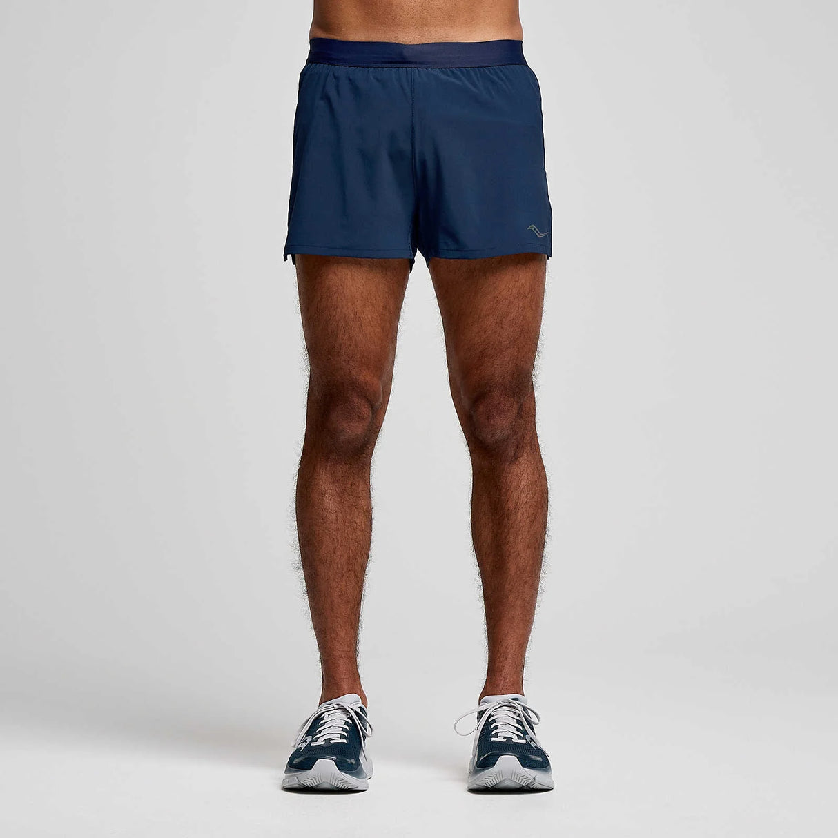 Outpace 2.5" Split Short (Men)