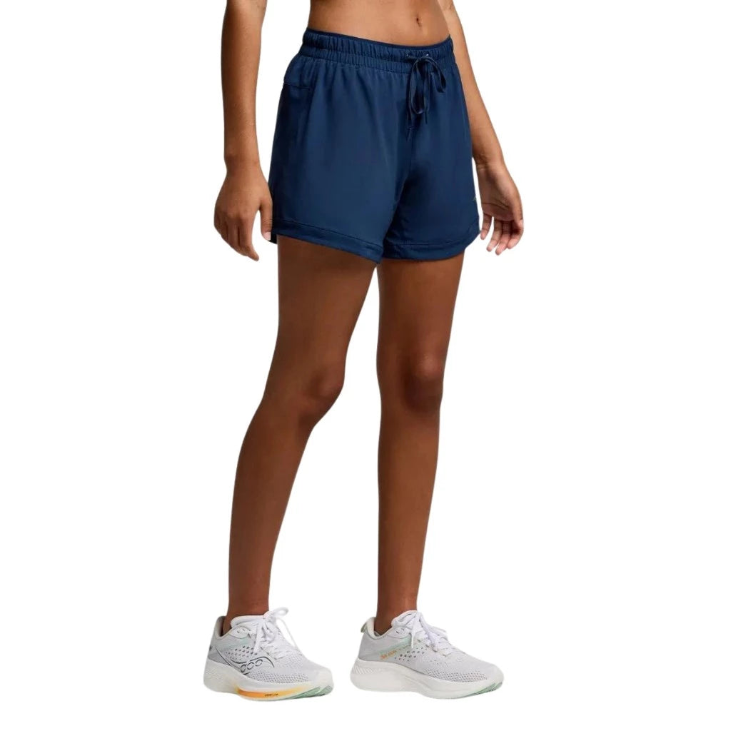 Outpace 5" Split Short (Women)